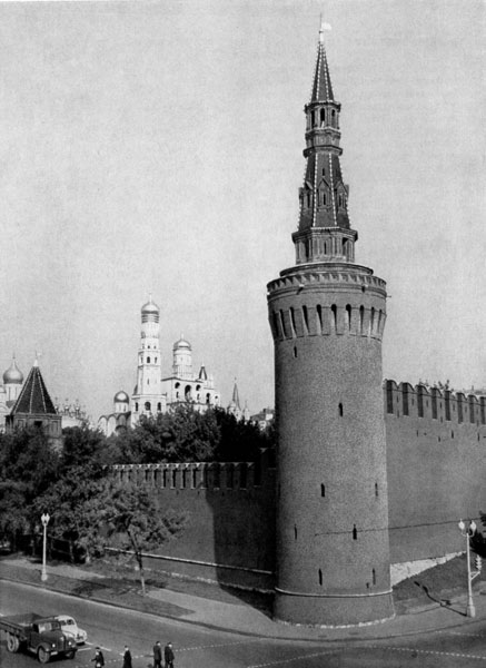 Беклемишевская (Москворецкая) башня