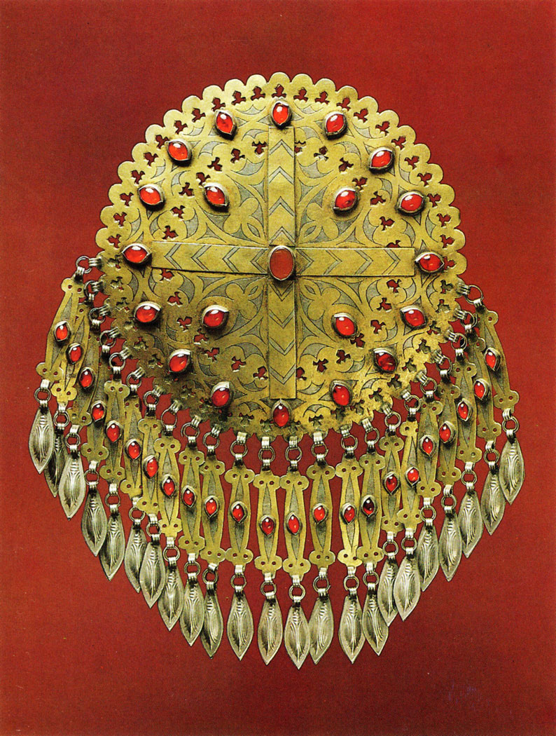 Gül-yakah female pectoral