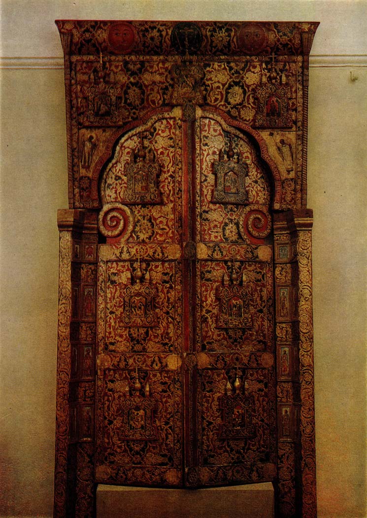 Царские врата с сенью; столбики Конец XVII века