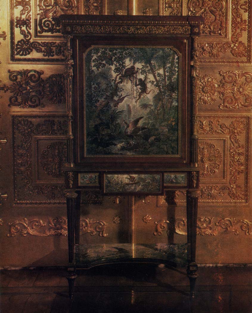 А. В. Шутов Шкафчик с мозаичным набором 'Тропический лес'. 1888-1892