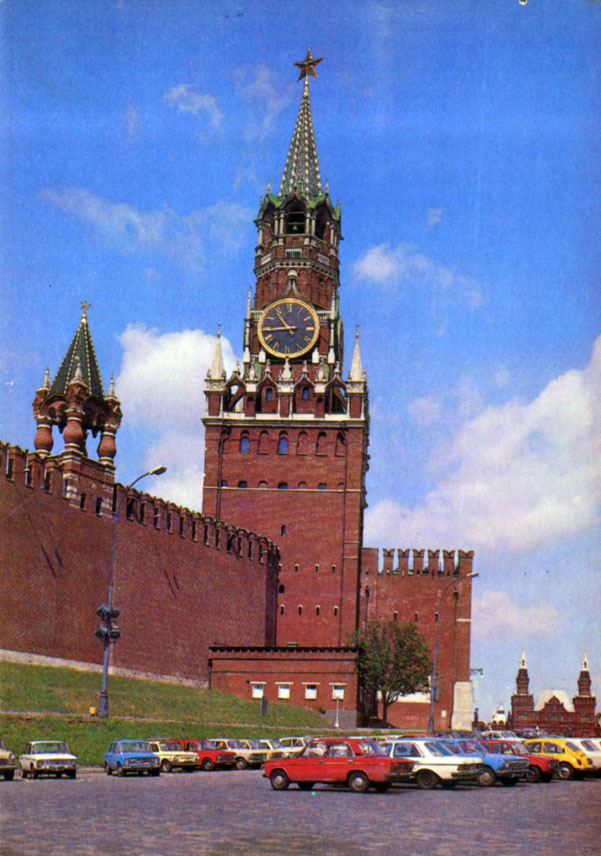 Московский Кремль. Спасская башня, 1491. Архитектор Пьетро Антонио Солари. Надстроена в 1625
