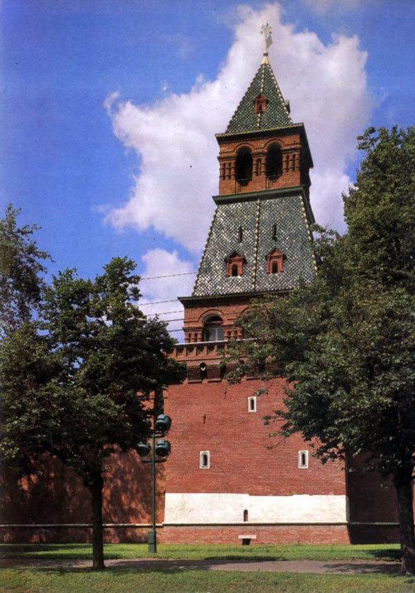 Московский Кремль. Благовещенская башня, 1488. Надстроена в 1680-е