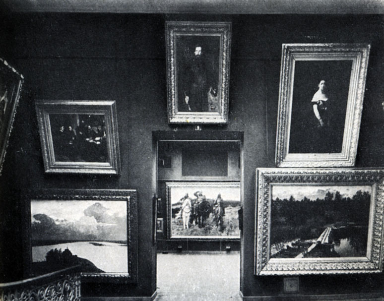 Экспозиция картин 1898 года. Фото