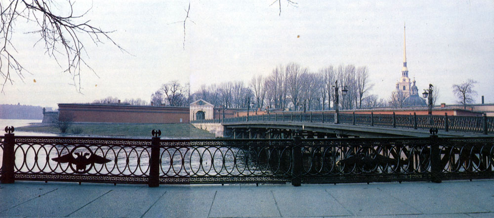 Иоанновские  мост, равелин и ворота
