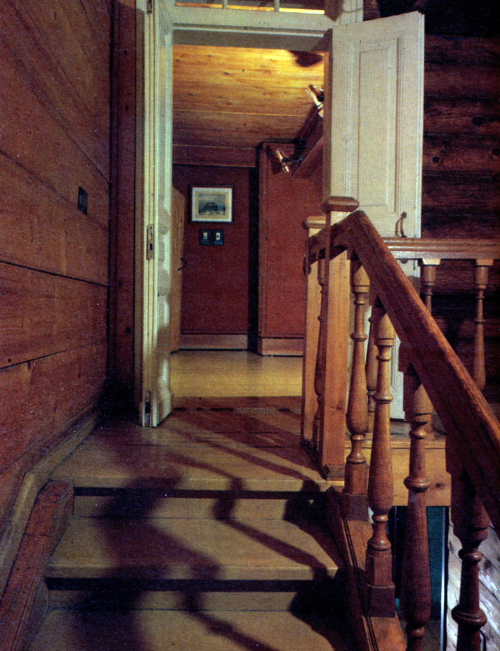 Лестница в Доме-музее